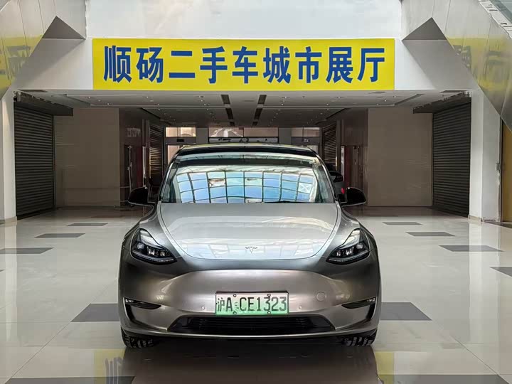 Фото 2 - Tesla Model Y