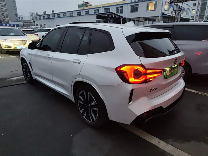 Фото 5 - BMW iX3