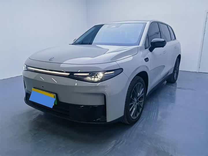 Фото 1 - Leapmotor C10