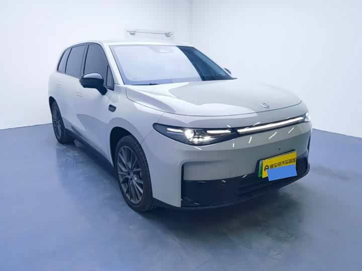 Фото 2 - Leapmotor C10