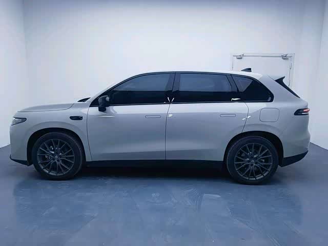 Фото 3 - Leapmotor C10