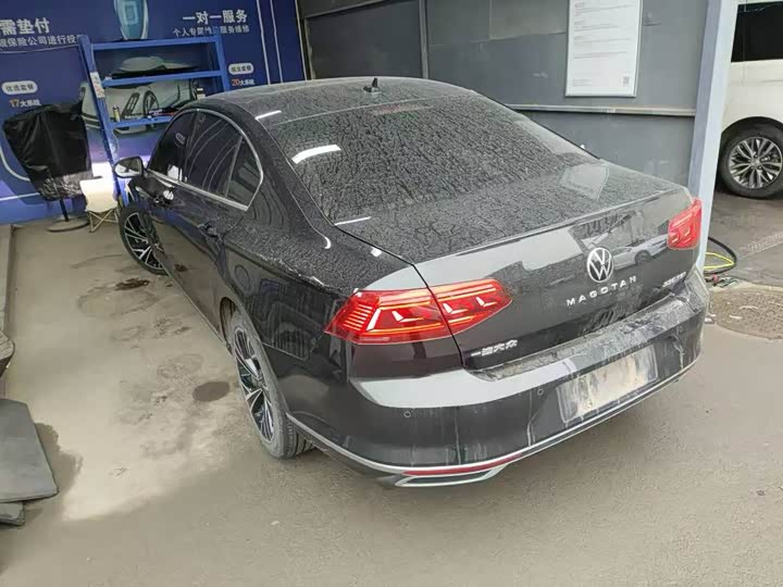 Фото 4 - Volkswagen Magotan