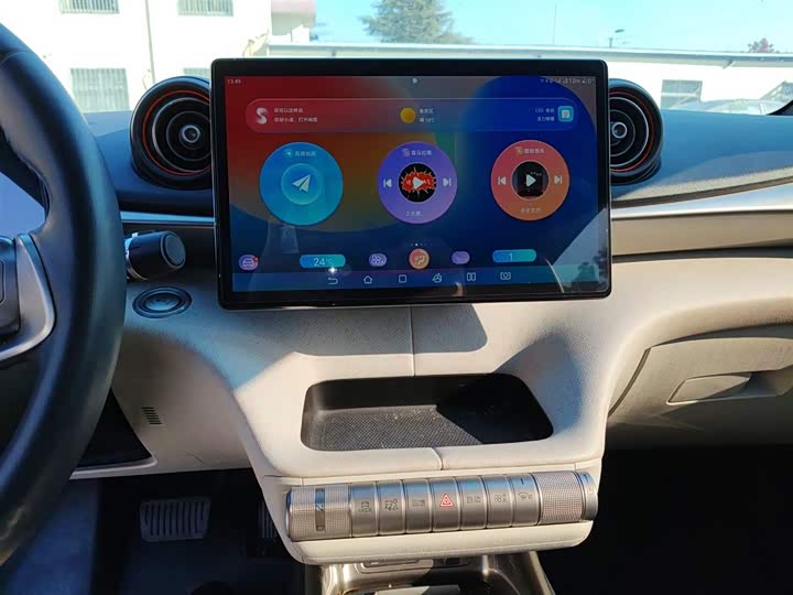 Фото 5 - BYD Dolphin