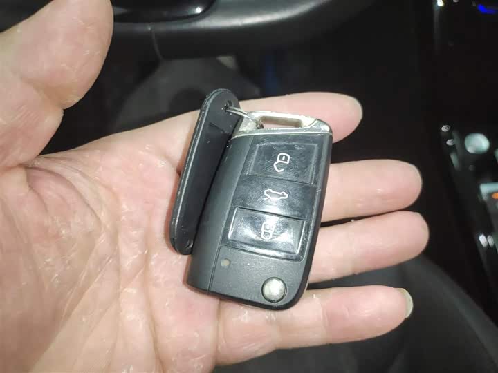 Фото 9 - Volkswagen Tayron