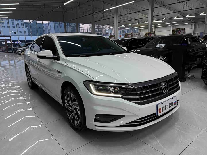 Фото 3 - Volkswagen Sagitar L