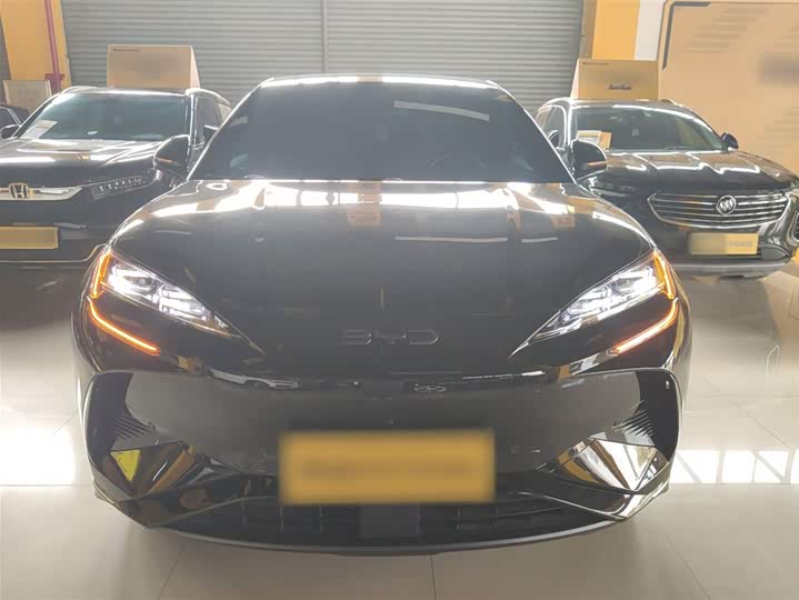 Фото 3 - BYD Sea Lion 07 EV