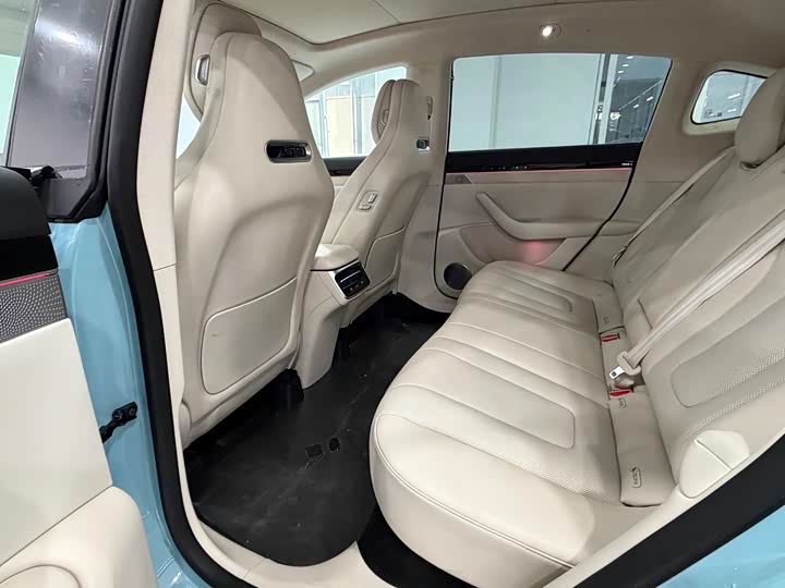 Фото 5 - Luxeed R7