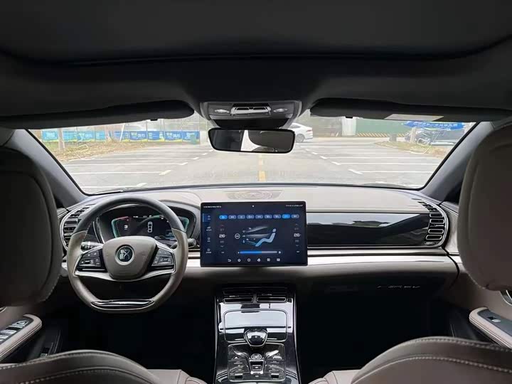 Фото 7 - BYD Han