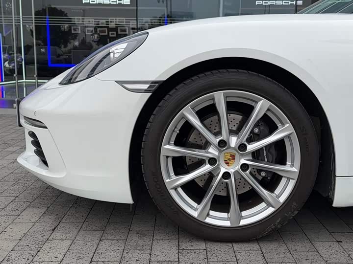 Фото 6 - Porsche 718