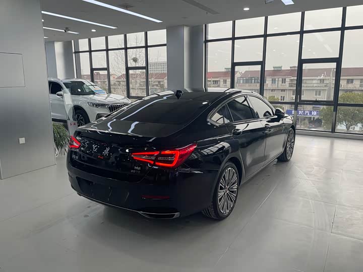 Фото 3 - Hongqi H5