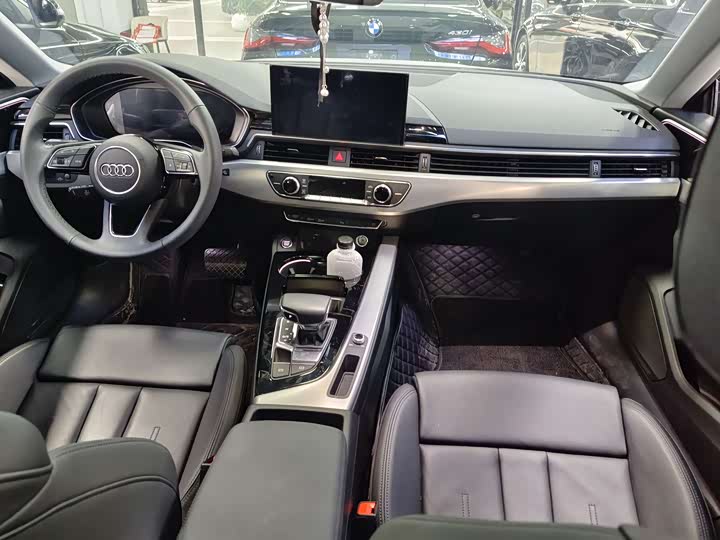 Фото 5 - Audi A5