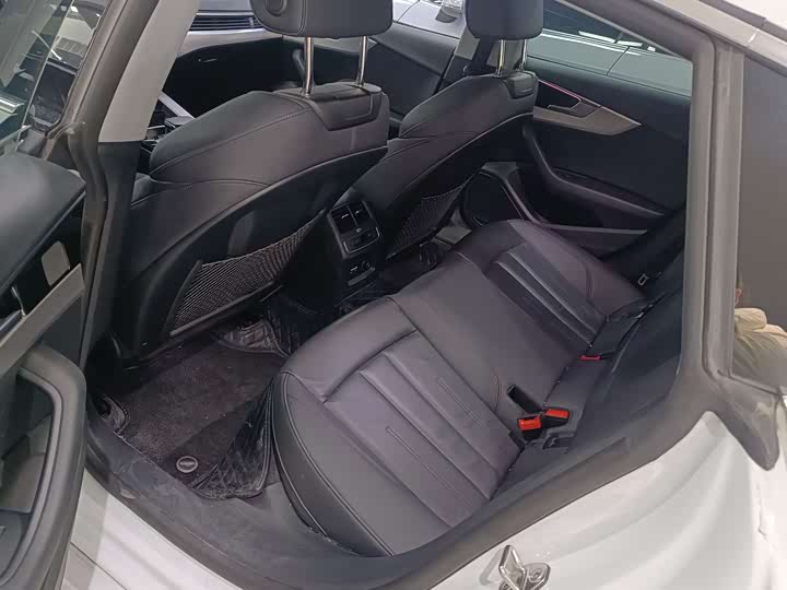 Фото 7 - Audi A5