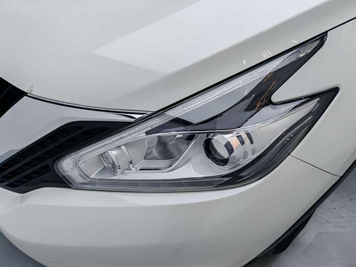 Фото 9 - Nissan Murano