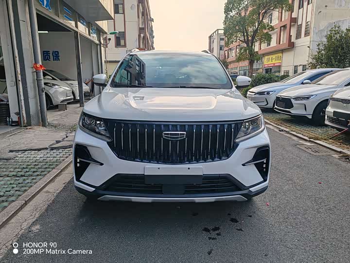 Фото 3 - Geely Vision X6