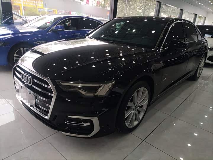 Фото 2 - Audi A6L