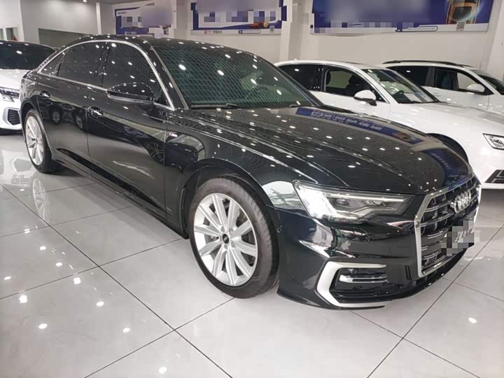 Фото 4 - Audi A6L