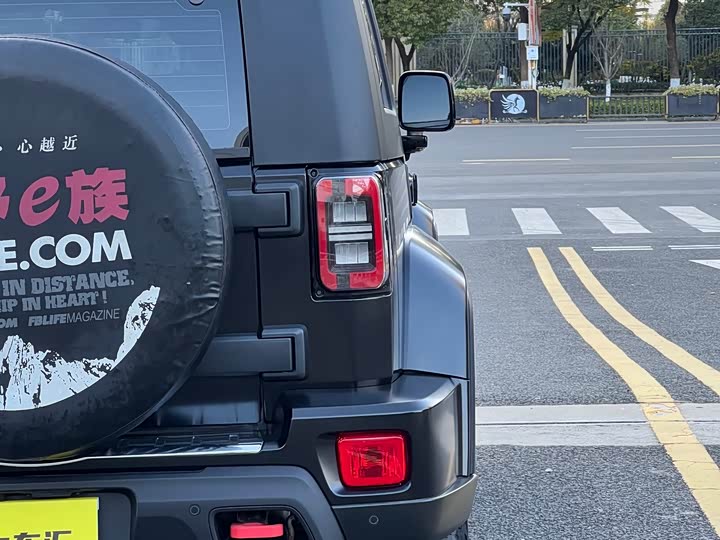 Фото 8 - BAIC Beijing BJ40