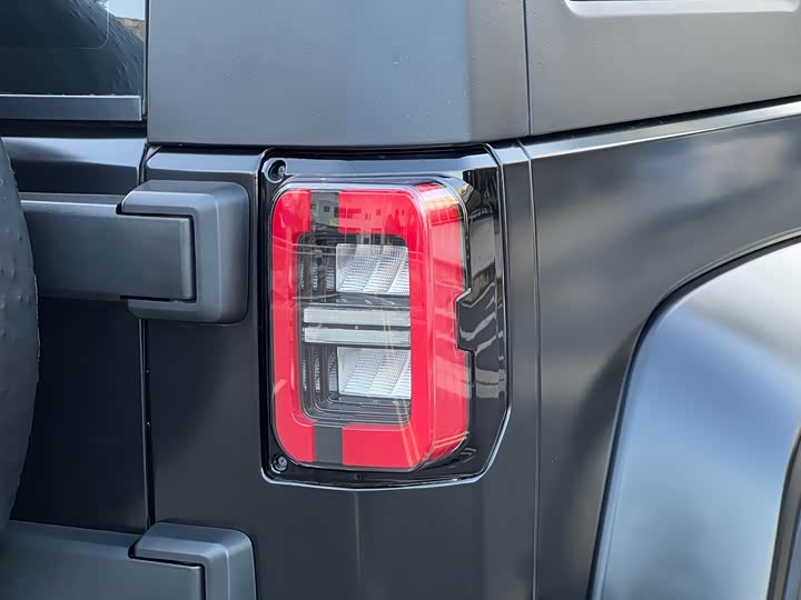 Фото 9 - BAIC Beijing BJ40