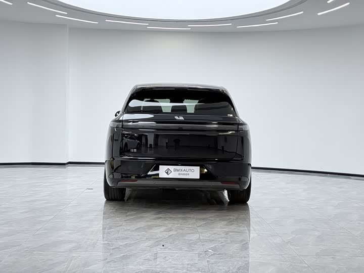 Фото 8 - LiXiang L7