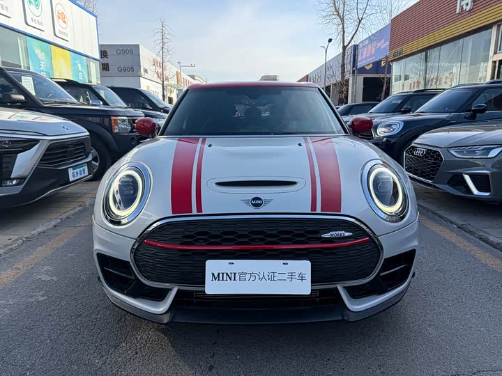 Фото 2 - Mini Clubman JCW