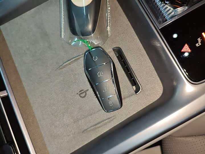 Фото 9 - BYD Seal