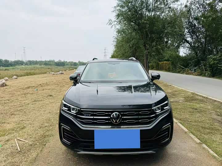 Фото 1 - Volkswagen Tayron GTE Hybrid