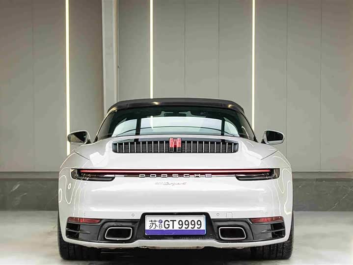 Фото 3 - Porsche 911