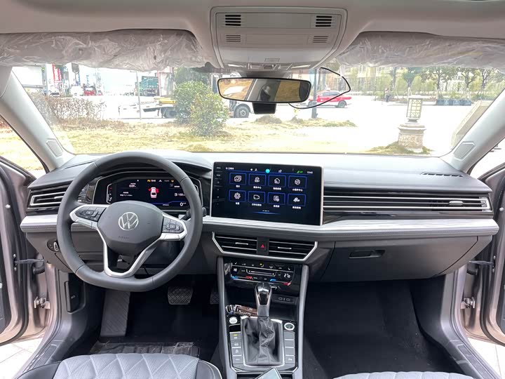 Фото 6 - Volkswagen Sagitar L