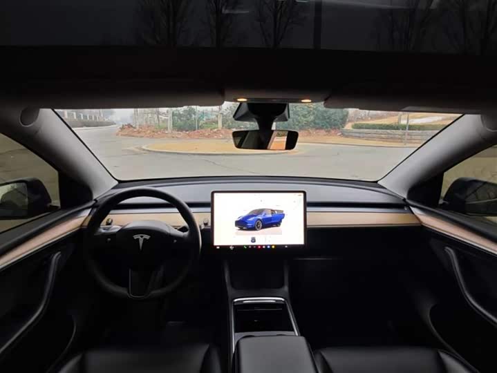Фото 7 - Tesla Model Y
