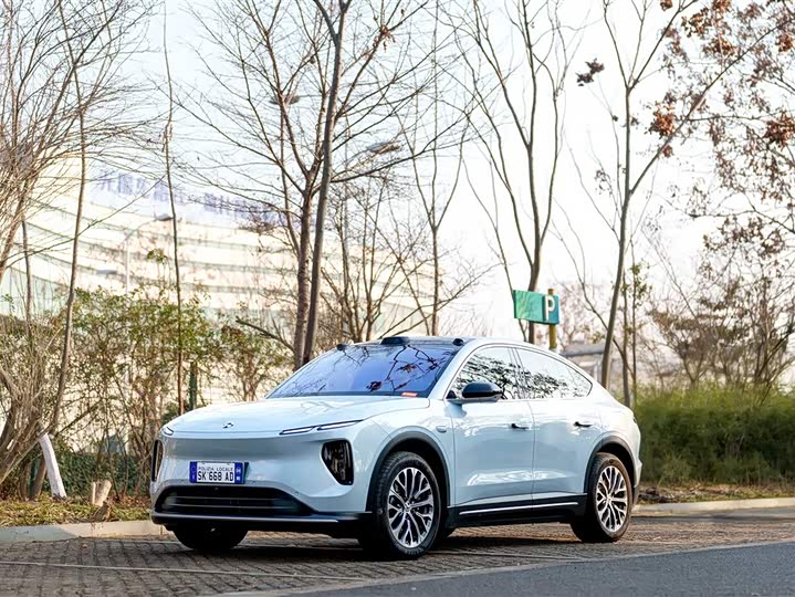 Фото 1 - Nio EC6