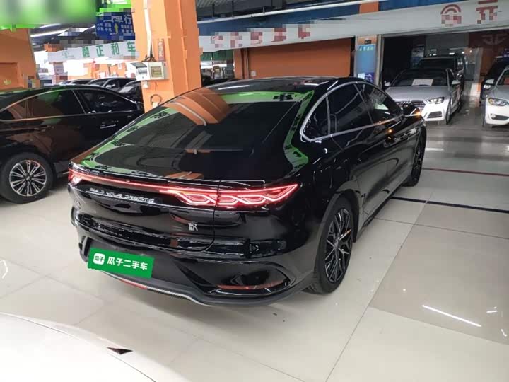 Фото 7 - BYD Han