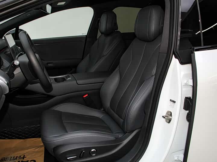 Фото 6 - XPeng F57