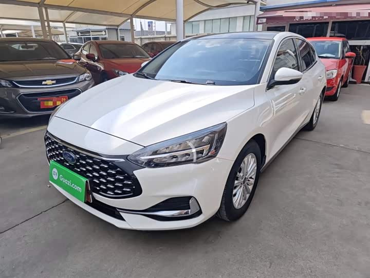 Фото 1 - Ford Focus