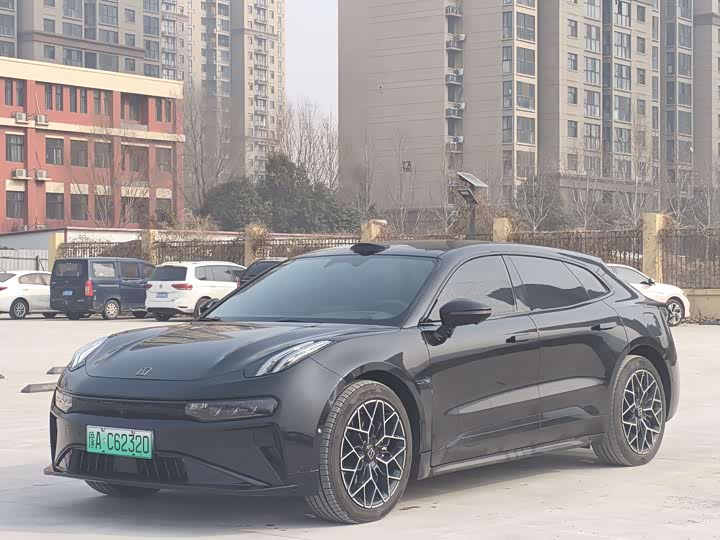 Фото 1 - Zeekr 001