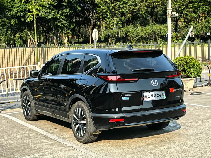 Фото 8 - Honda Breeze