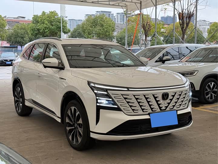 Фото 3 - Changan CS75 Plus