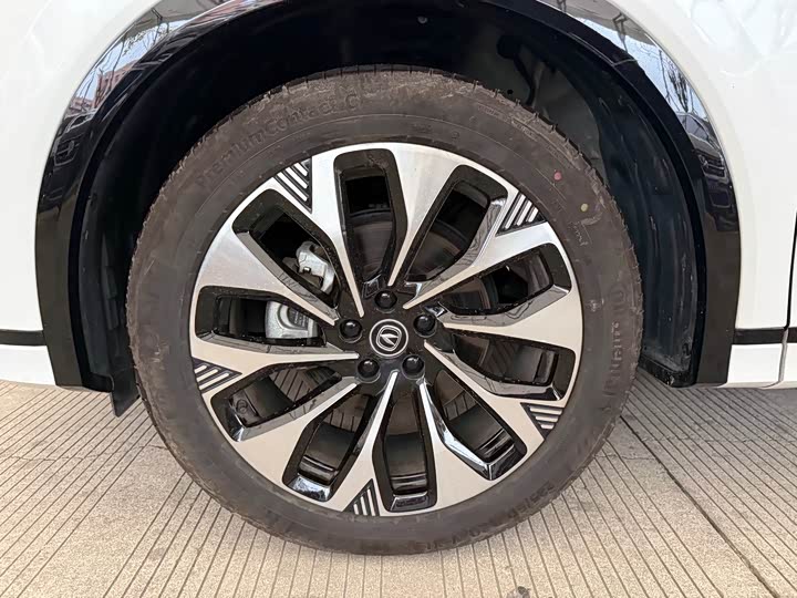 Фото 8 - Changan CS75 Plus