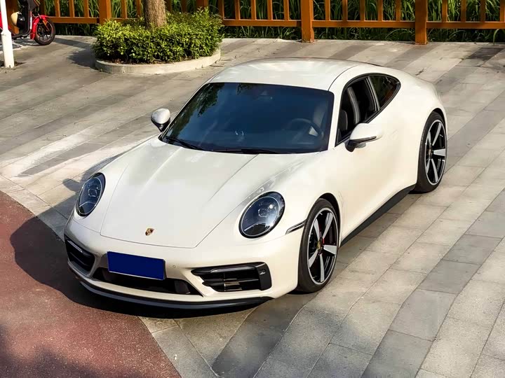 Фото 1 - Porsche 911