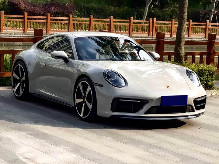 Фото 4 - Porsche 911