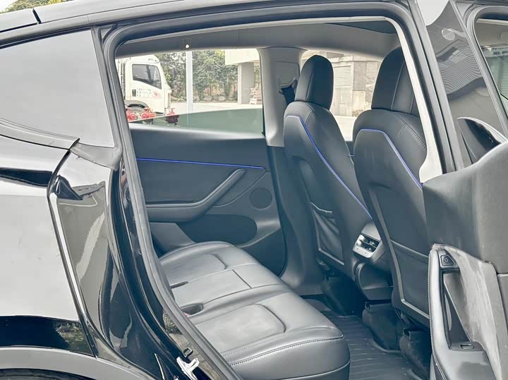 Фото 9 - Tesla Model Y