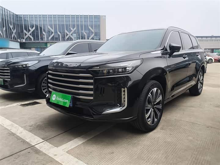 Фото 2 - Exeed VX