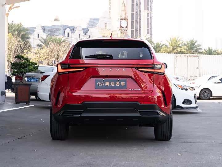 Фото 5 - Lexus NX