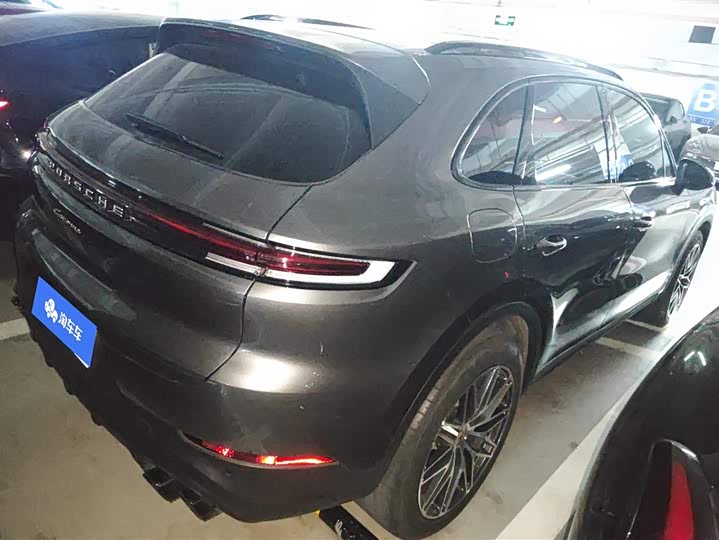 Фото 3 - Porsche Cayenne