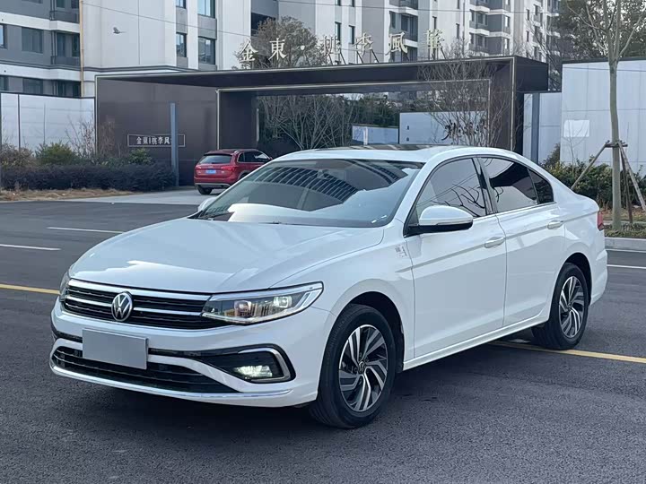 Фото 1 - Volkswagen Bora