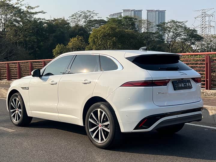 Фото 5 - Jaguar F-Pace