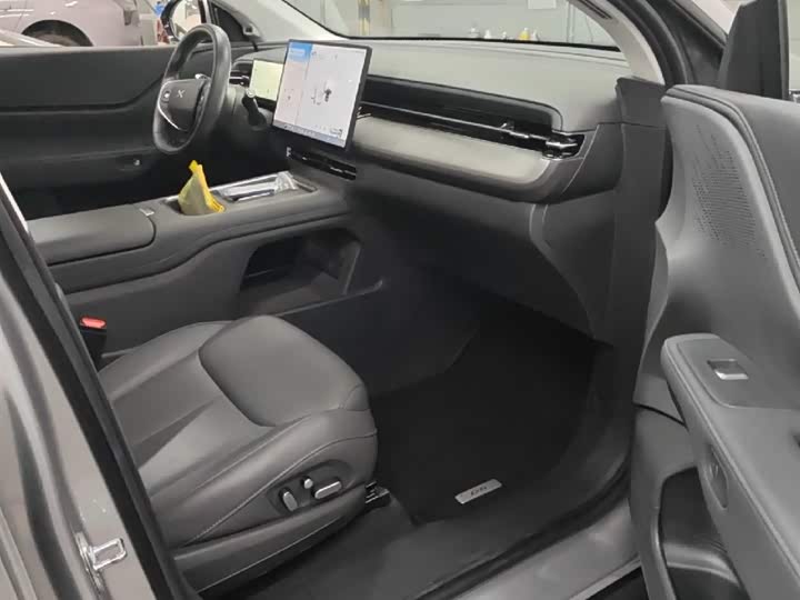 Фото 6 - XPeng G6