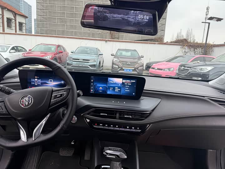 Фото 8 - Buick Verano