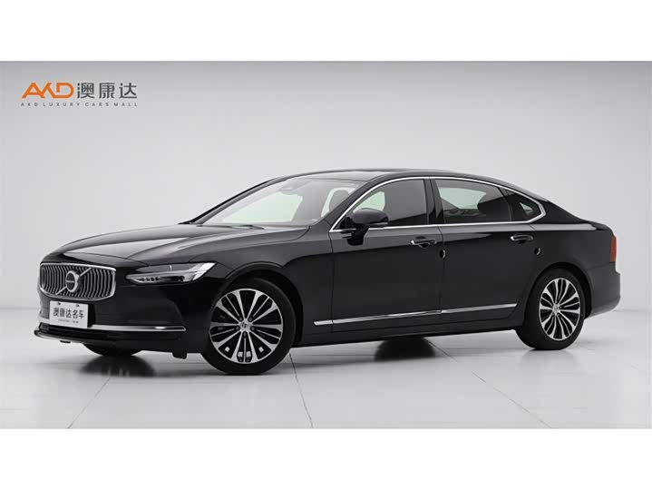 Фото 1 - Volvo S90