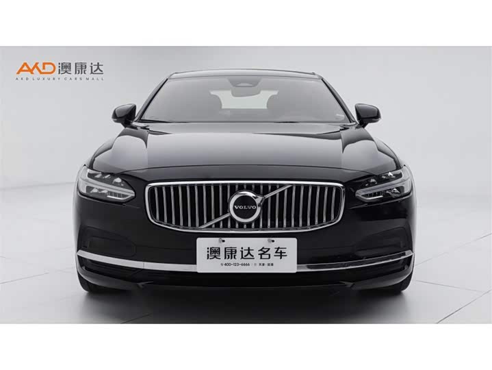 Фото 2 - Volvo S90