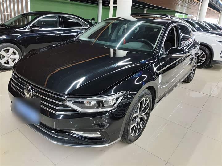 Фото 2 - Volkswagen Magotan